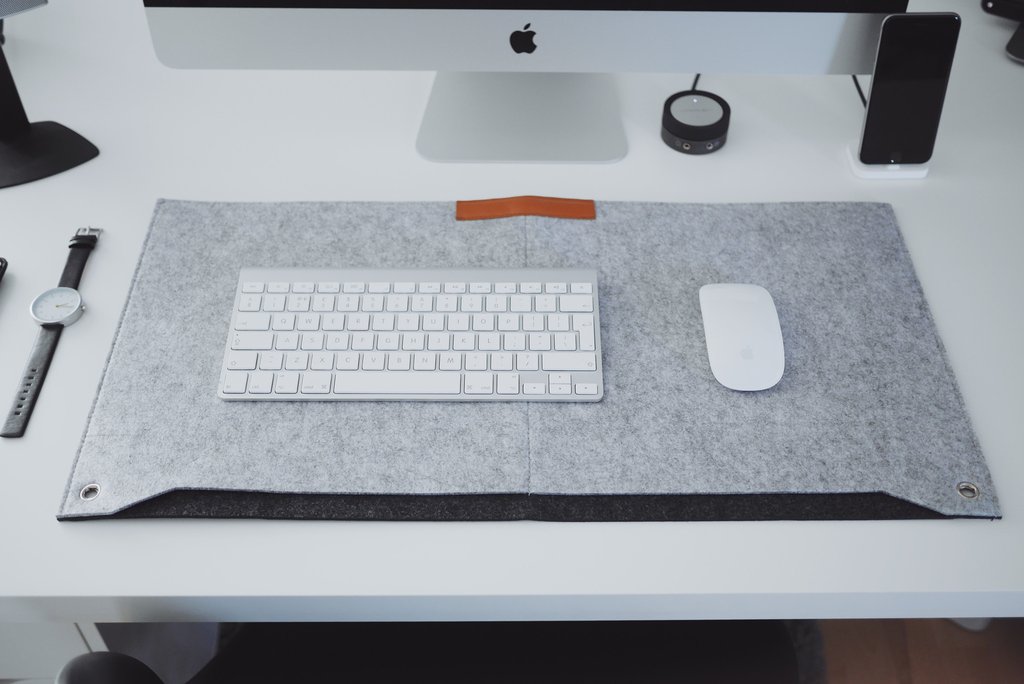 Подставка-чехол для iMac из войлока